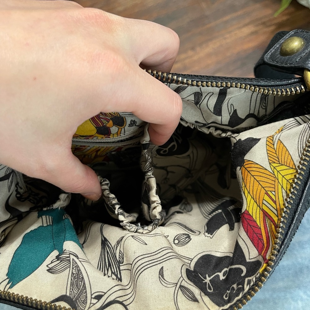 The Sak Crossbody Black Leather handbag - Picture 7 of 15